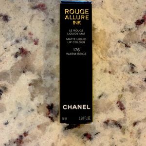 Chanel Rouge Allure Ink 176, warm beige